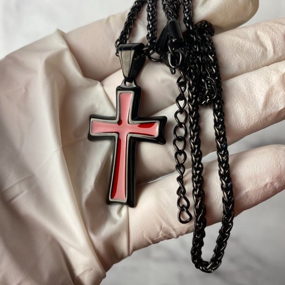 Men's Cross Pendant Necklace